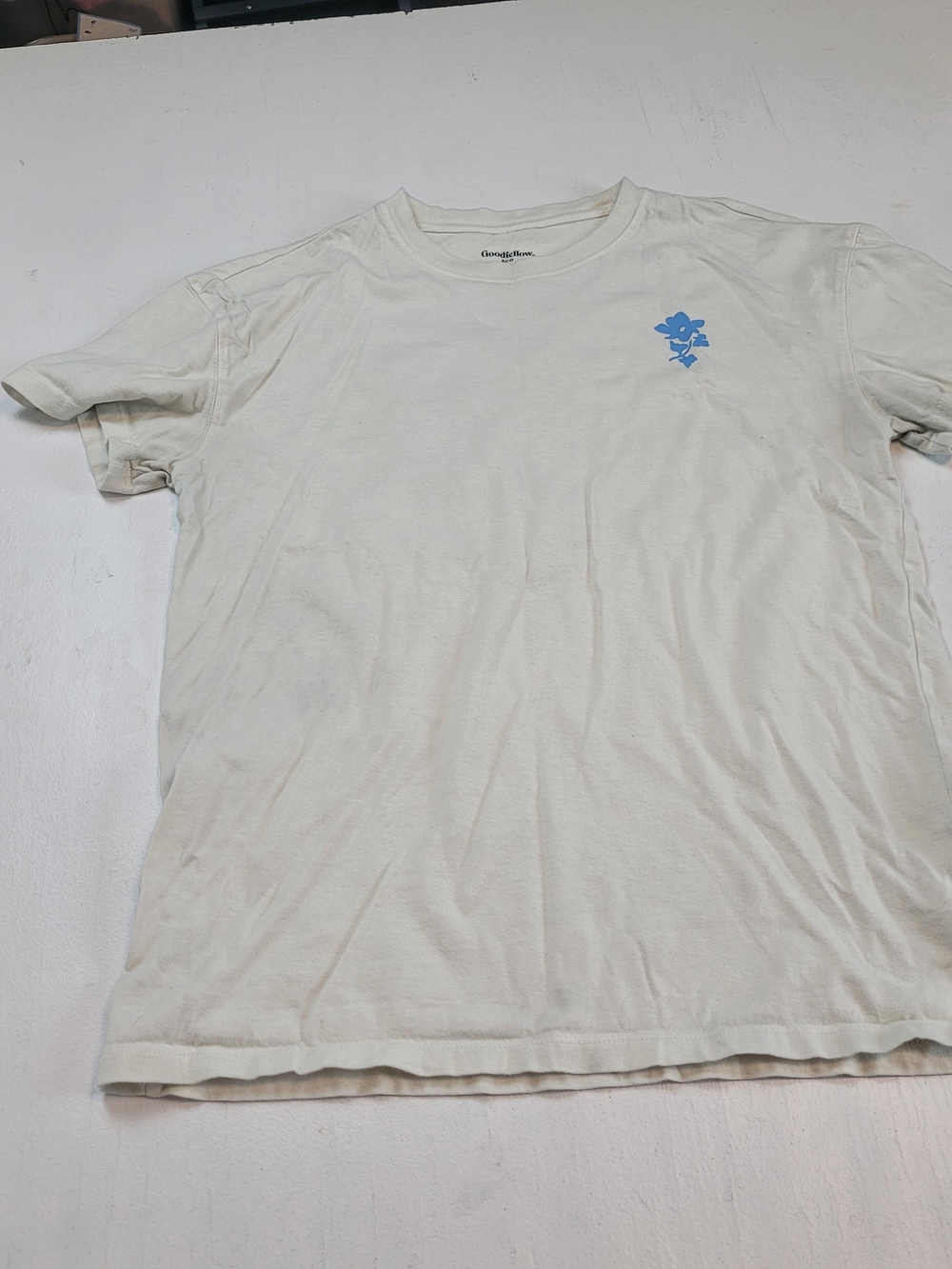 Goodfellow & Co Cream Short-Sleeve Tee with Blue Chest Graphic